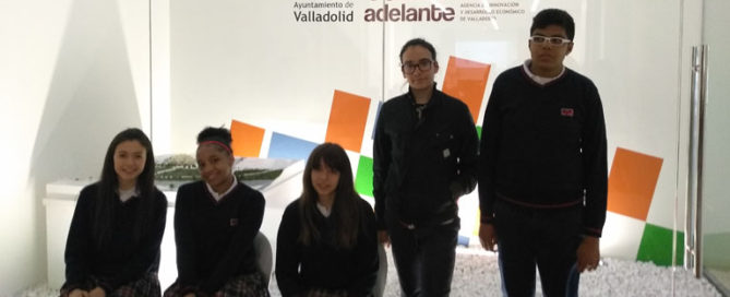 Premio de la Ruta del emprendimiento para alumnos del colegio concertado Rafaela María del centro de Valladolid
