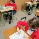 Los alumnos y alumnas de 5º de primaria del Colegio Rafaela María de Valladolid aprenden fracciones jugando.