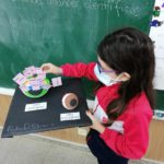 Los alumnos y alumnas de 5º de primaria del Colegio Rafaela María de Valladolid amplían sus conocimientos sobre los sentidos.