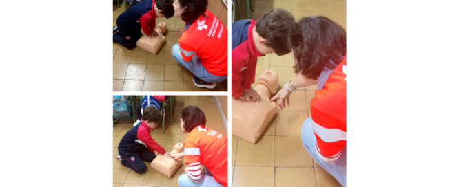Los alumnos y alumnas de primero de primaria del Colegio Rafaela María de Valladolid han recibido un curso de primeros auxilios.