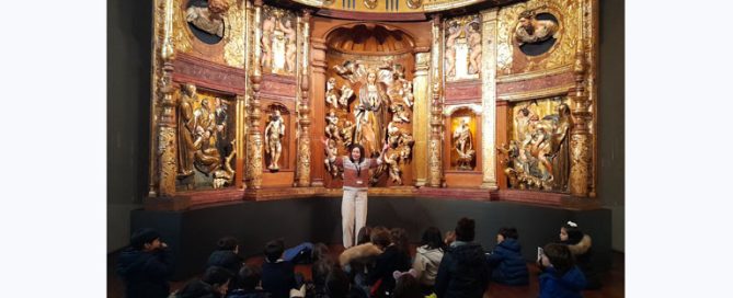 Los alumnos y alumnas de tercero de primaria del Colegio Rafaela María de Valladolid visitan el Museo Nacional de Escultura.