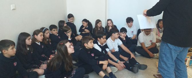 Los alumnos y alumnas de sexto de primaria del Colegio Rafaela María de Valladolid han visitado el Museo Patio Herreriano.